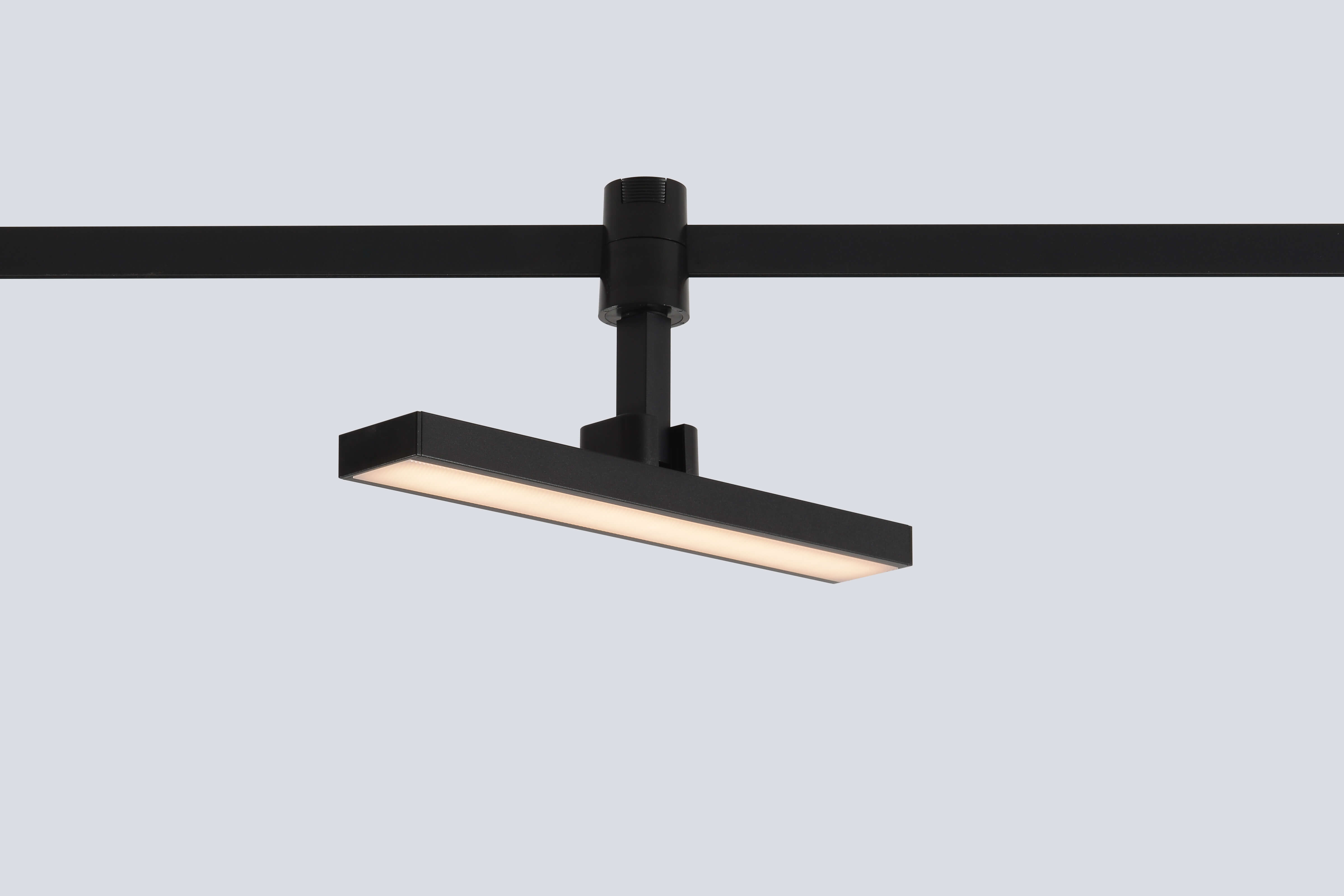 Светильник трековый для гибкой магнитной системы crystal lux clt 0.37 001 10w bl smart